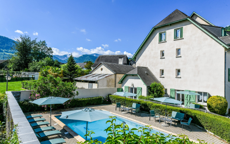 HÔTEL DE L’AUBERGE DE L’ÉTABLE **- Montory